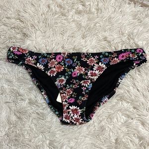 Runched floral swim bikini bottoms black floral
